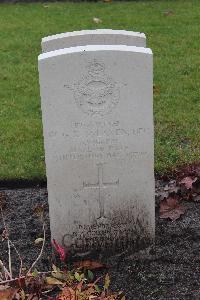 Berlin 1939-1945 War Cemetery - McLaren, William Graham Kerr